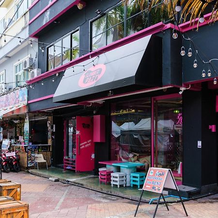 Slumber Surf Phuket Kata Hostel Екстериор снимка