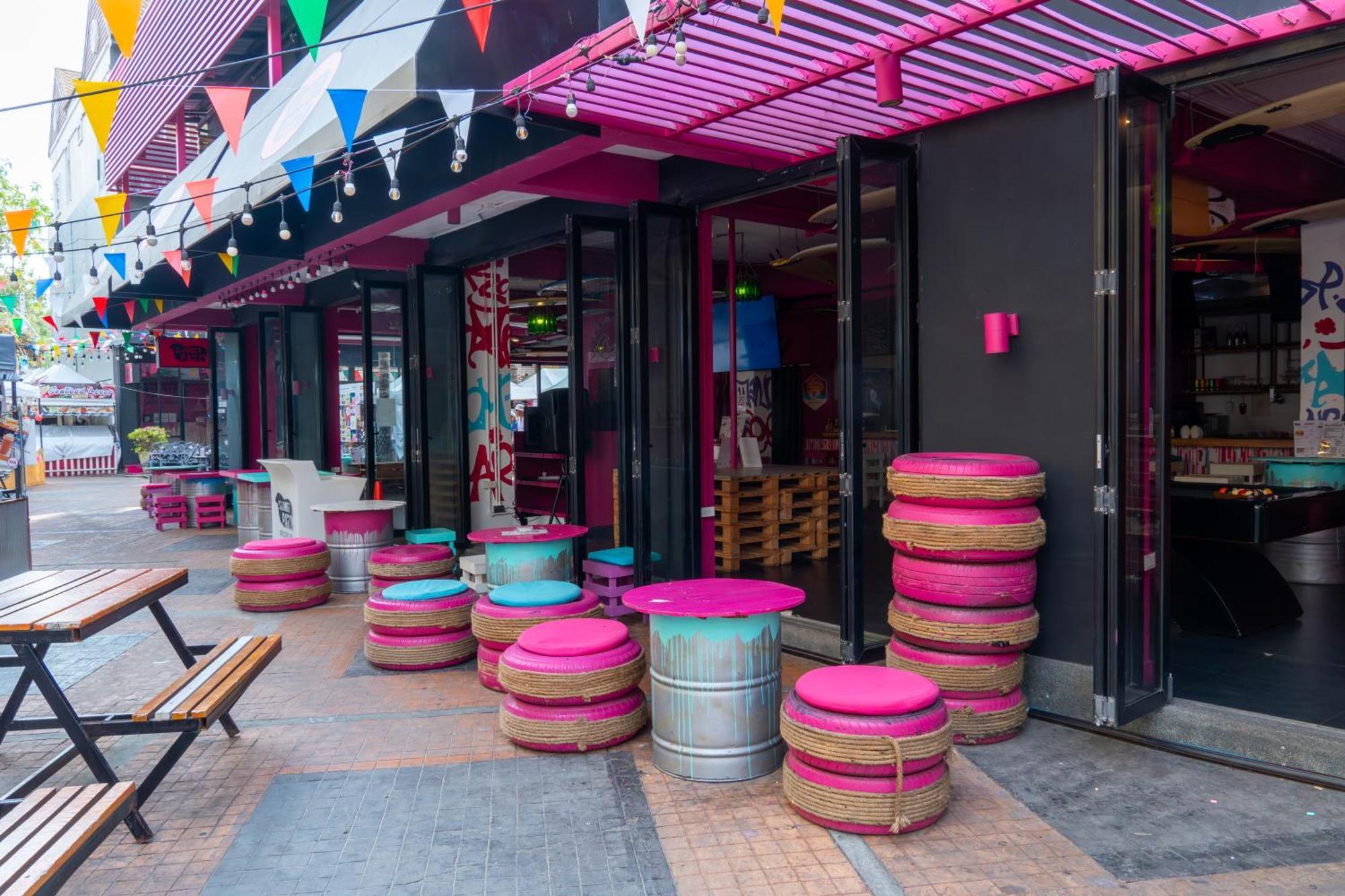 Slumber Surf Phuket Kata Hostel Екстериор снимка