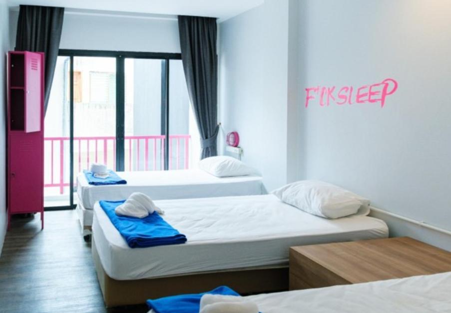 Slumber Surf Phuket Kata Hostel Екстериор снимка